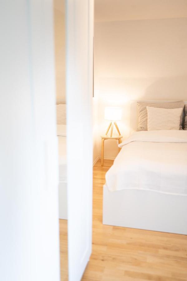 Apartment 27